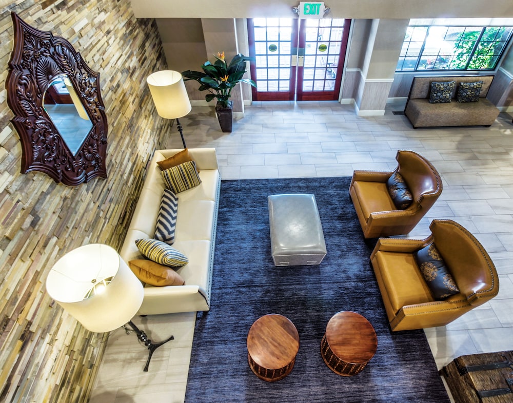 Best Western Plus Carpinteria Inn 28/42