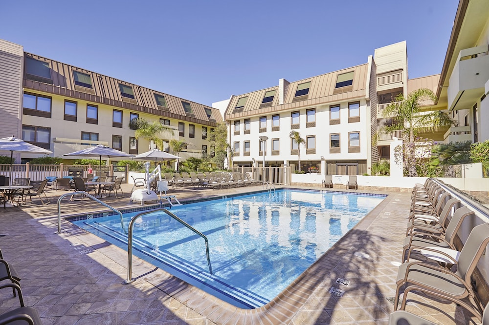 RIU Plaza Fishermans Wharf 66/67