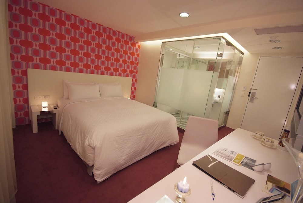 REGENT, DOUBLE BED