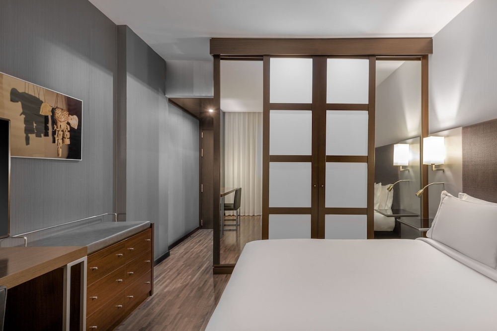 Room at AC Hotel by Marriott Madrid Airport, MADRID