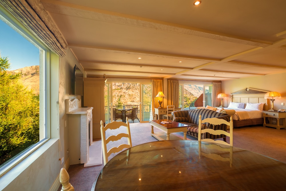 Coronet Ridge Resort 35/39