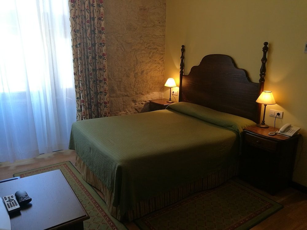 Pazo de Lestrove 5/23
