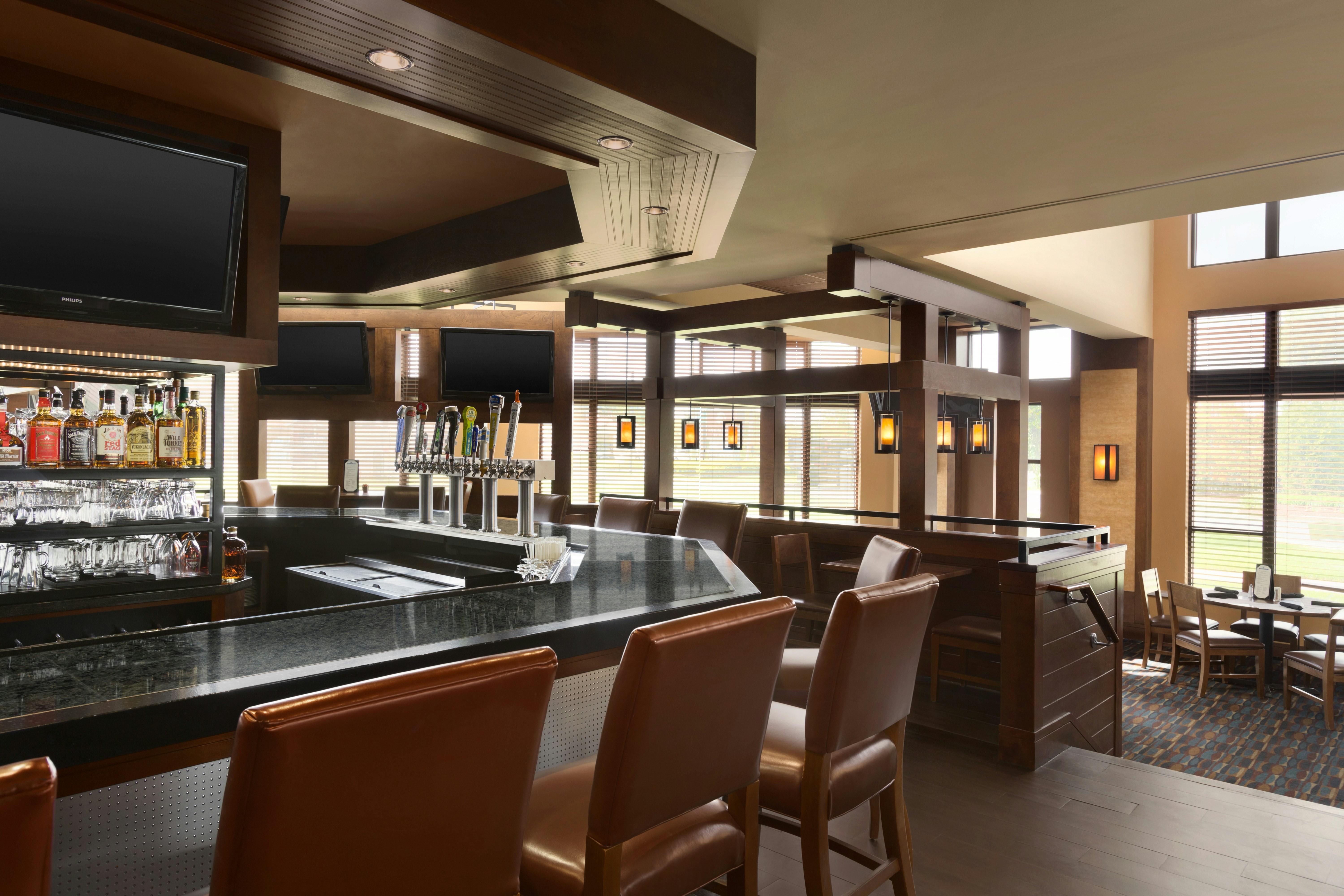 DoubleTree by Hilton Hotel Hartford - Bradley Airport 11/21
