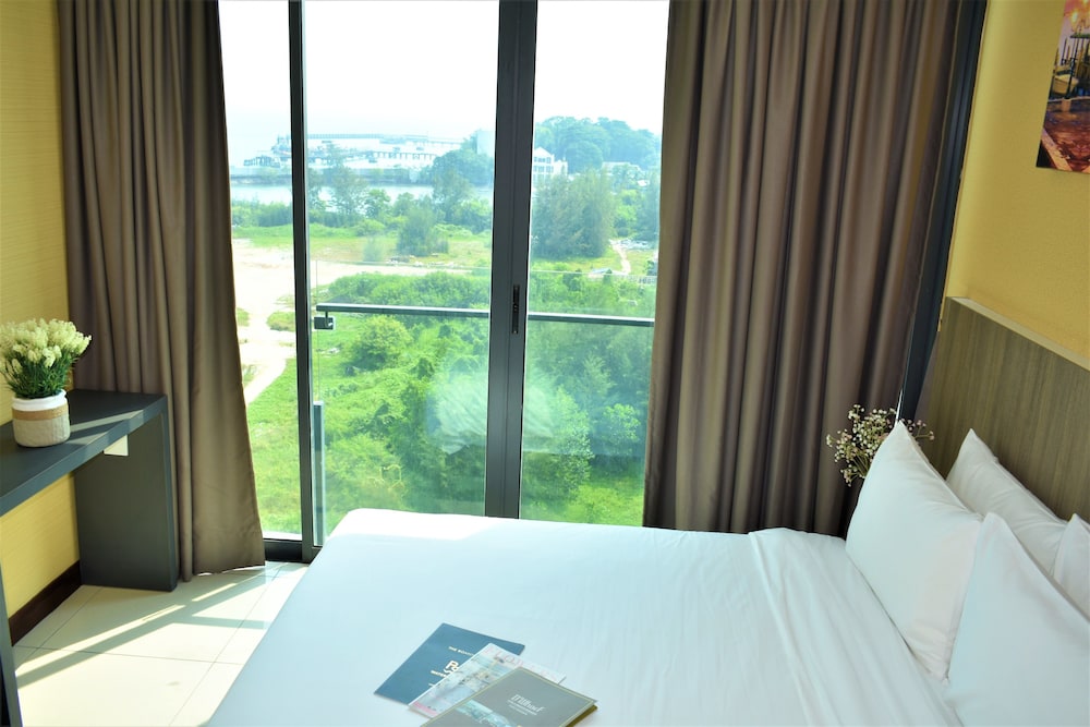 D Wharf Hotel And Serviced Residence 29/71