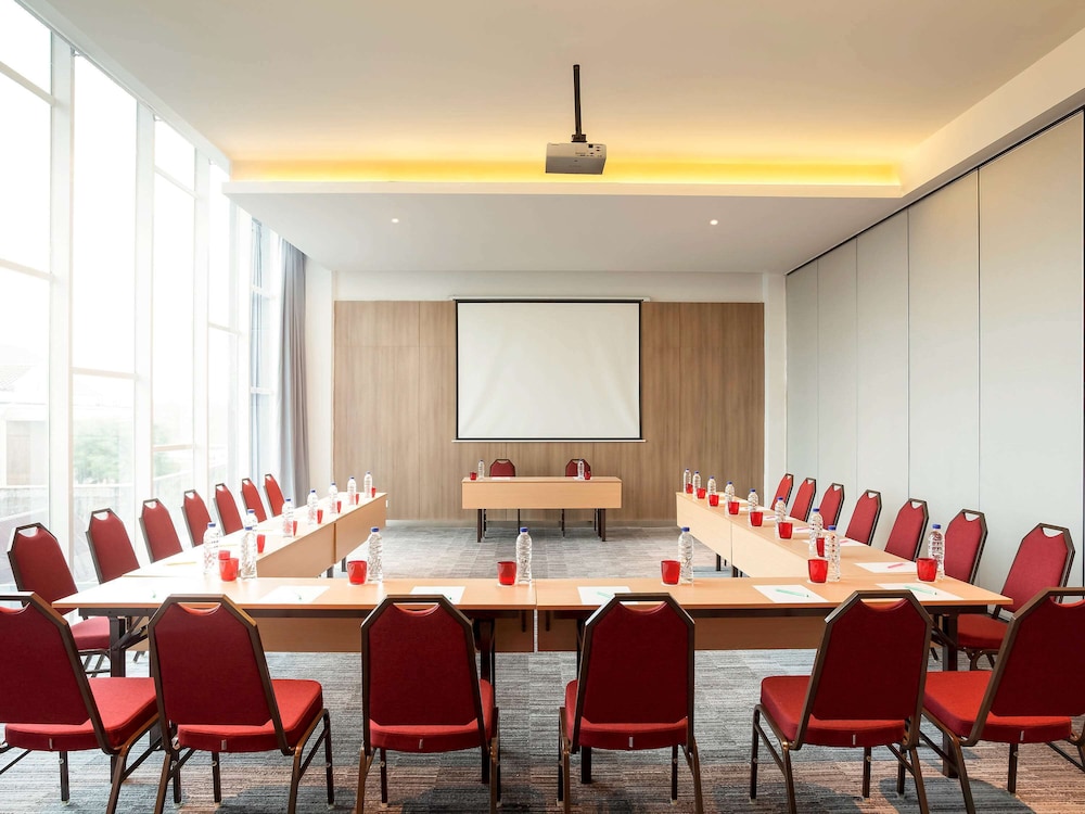 Ibis Makassar City Center 25/30