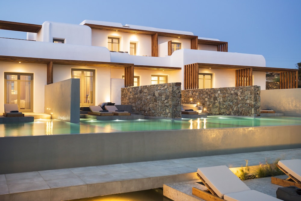 Mykonos Soul Luxury Suites 3/50