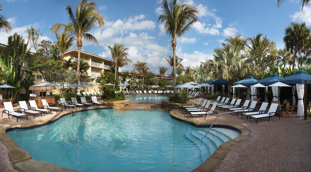 La Playa Beach Resort