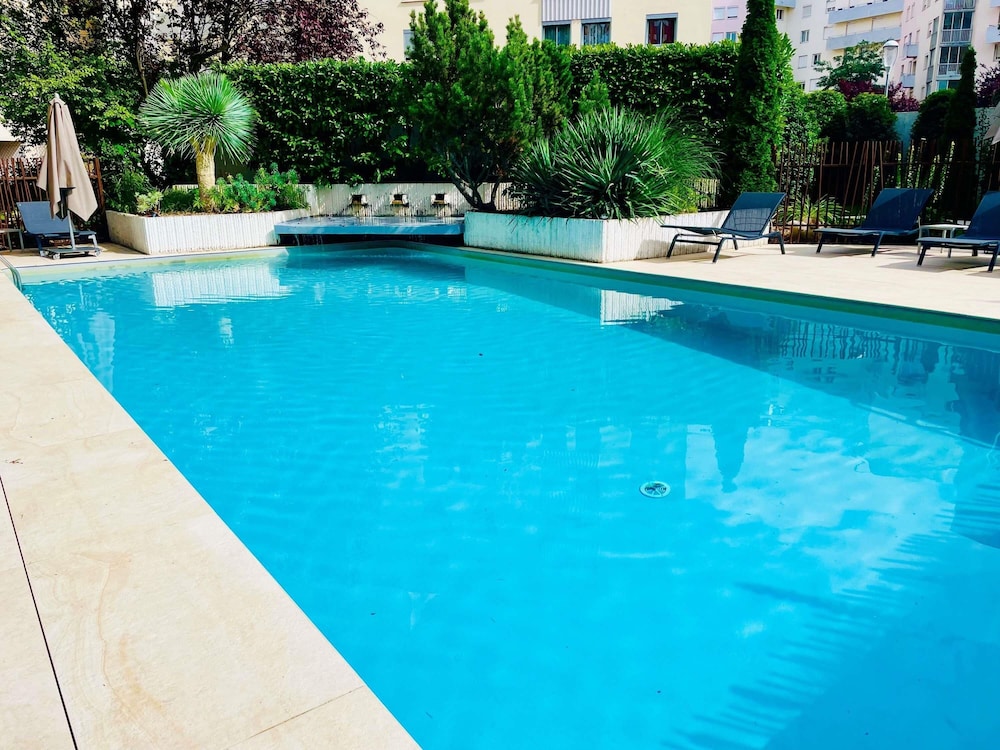Mercure Dijon Centre Clemenceau 73/78