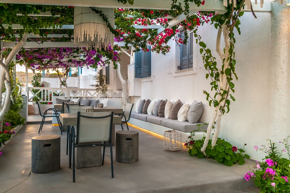 Milos Bay Suites 21/50