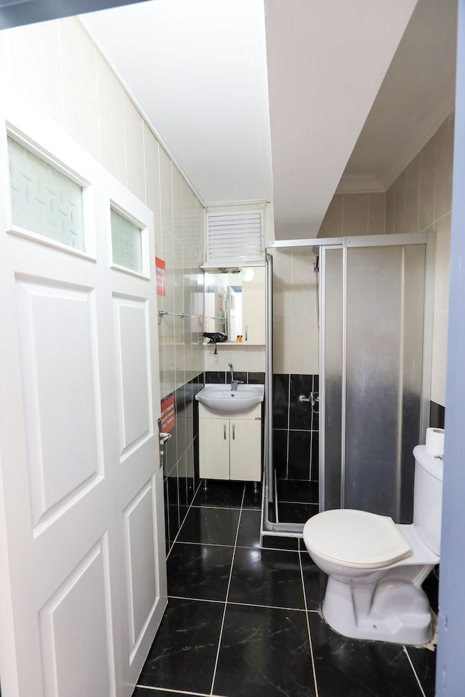 Istanbul Hotel & Guesthouse 48/50