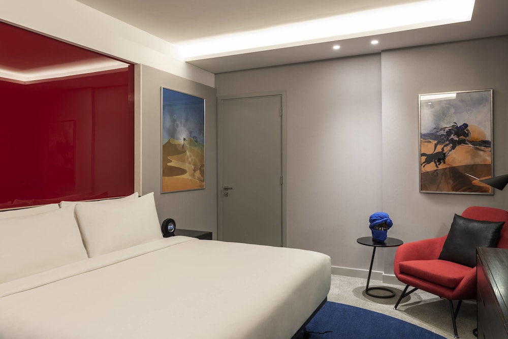 Aloft Dubai Creek 15/63