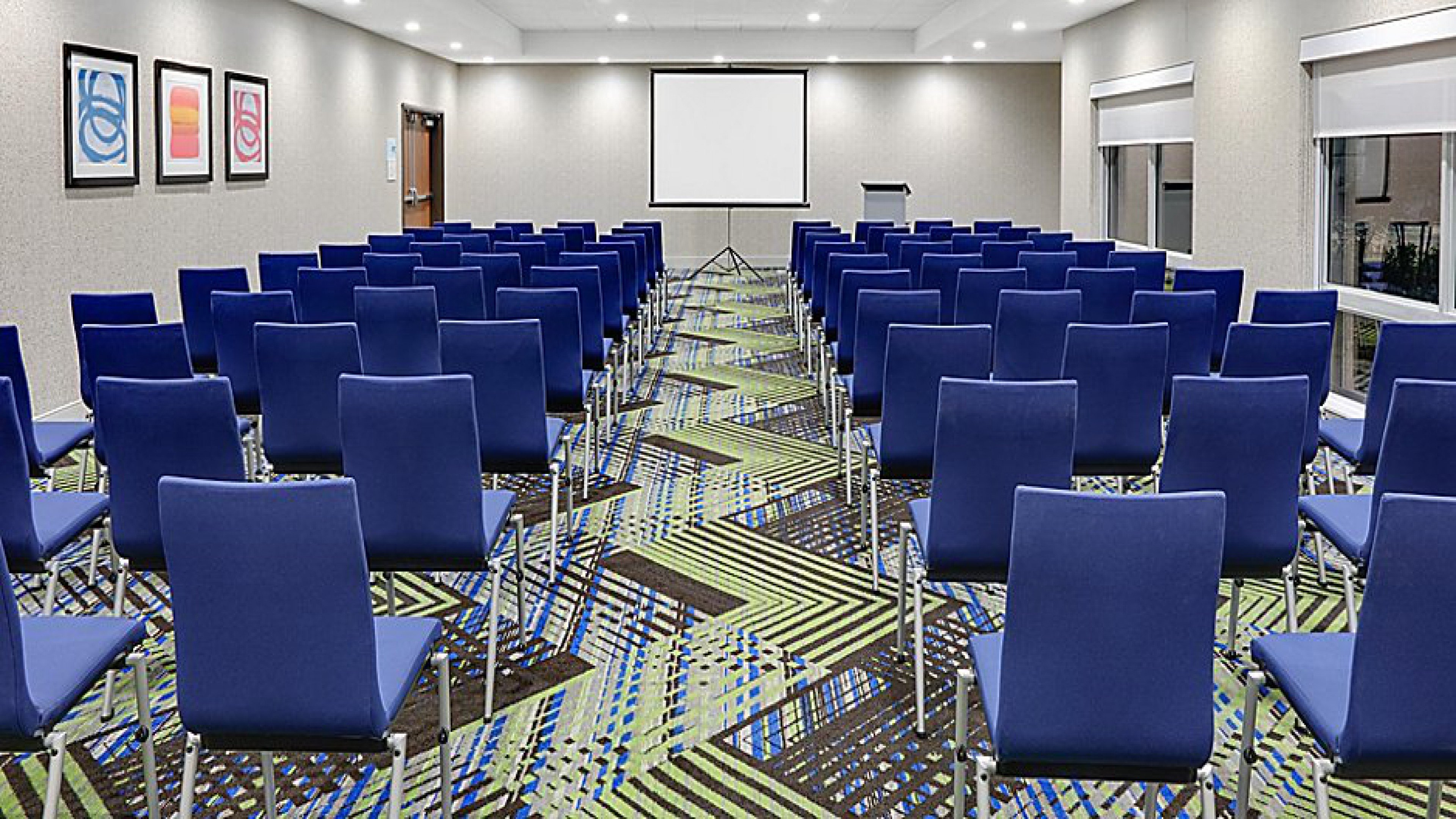 Holiday Inn Express Hotel Suites Mount Pleasant 54/61