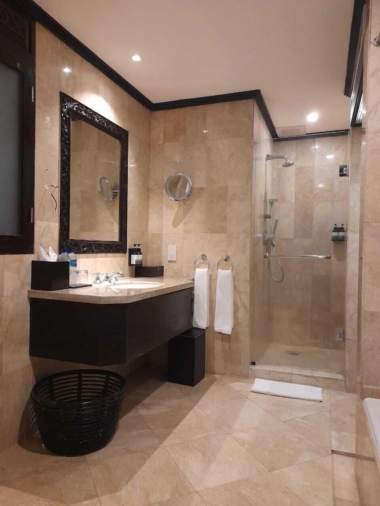 The Royal Beach Seminyak Bali Mgallery Collection 6/49