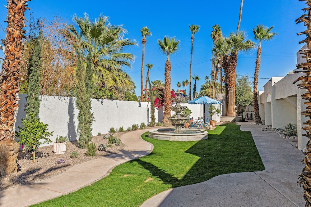 Casa Oliver Hotel & Resort - A Gay Mens Resort 39/50