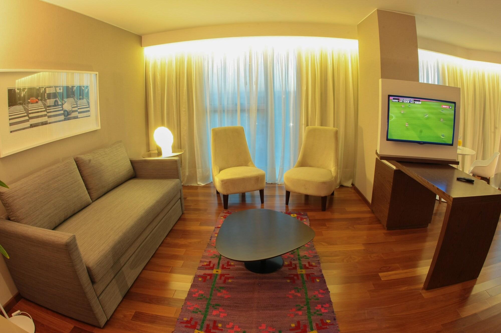 Yrigoyen 111 Hotel 36/53