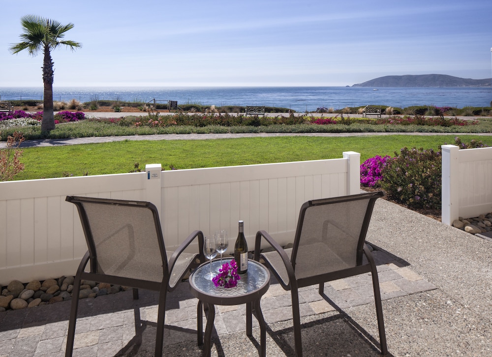 Spyglass Inn 24/38