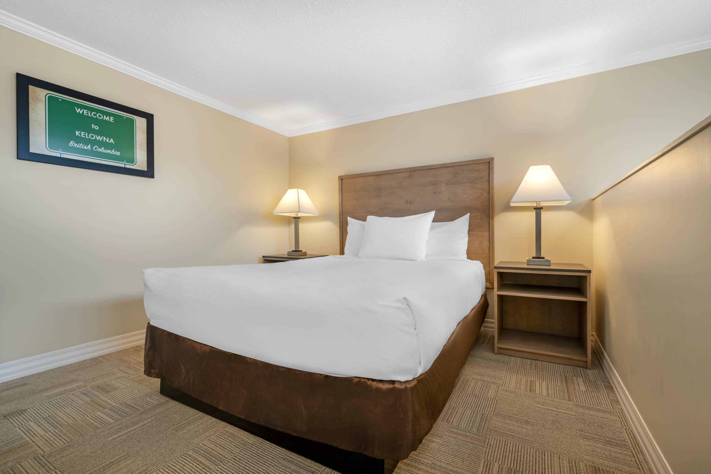 Room, 2 Queen Beds, Two Story, Exterior Entrance