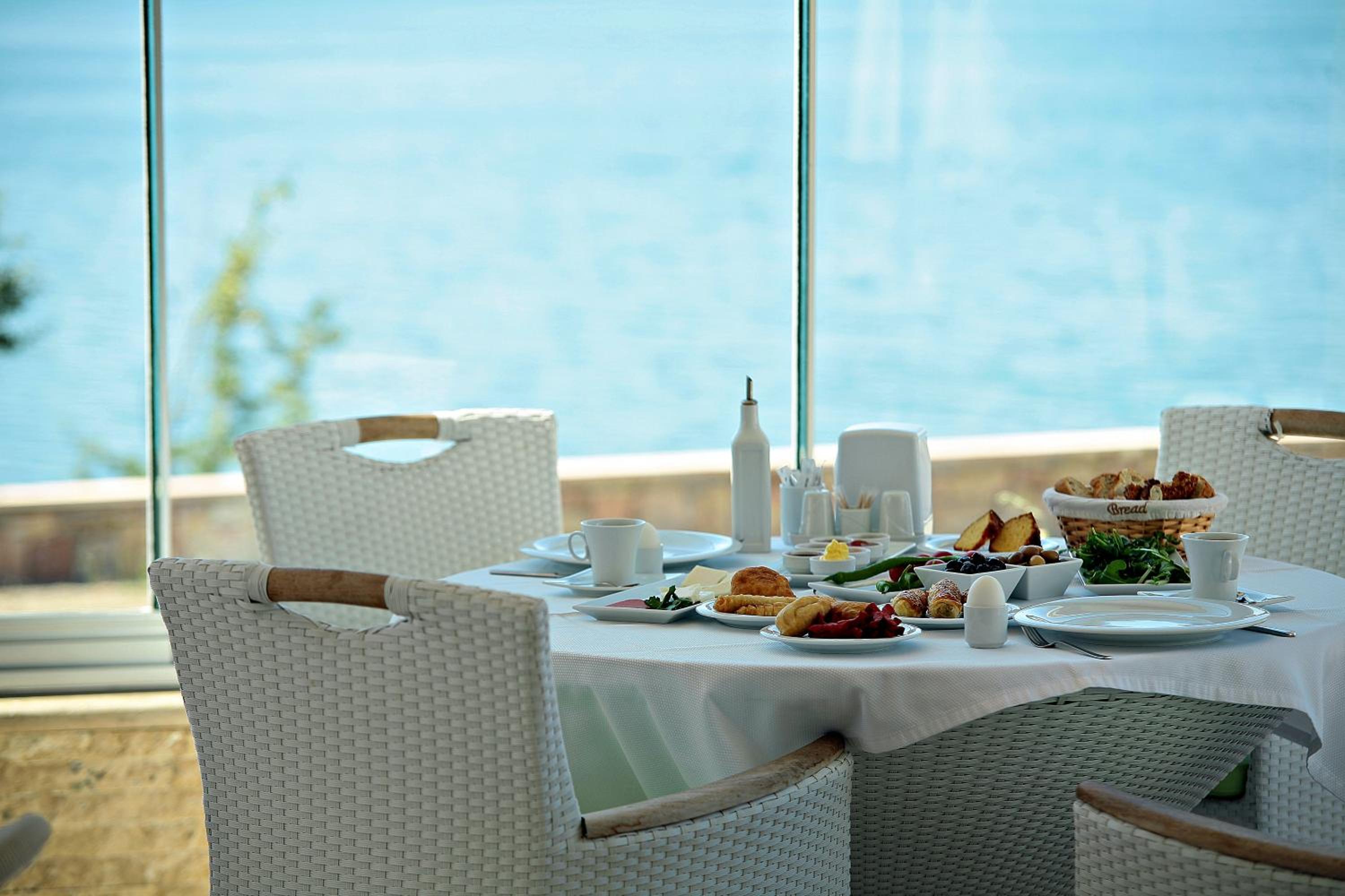 Cunda Kivrak Hotel 50/51