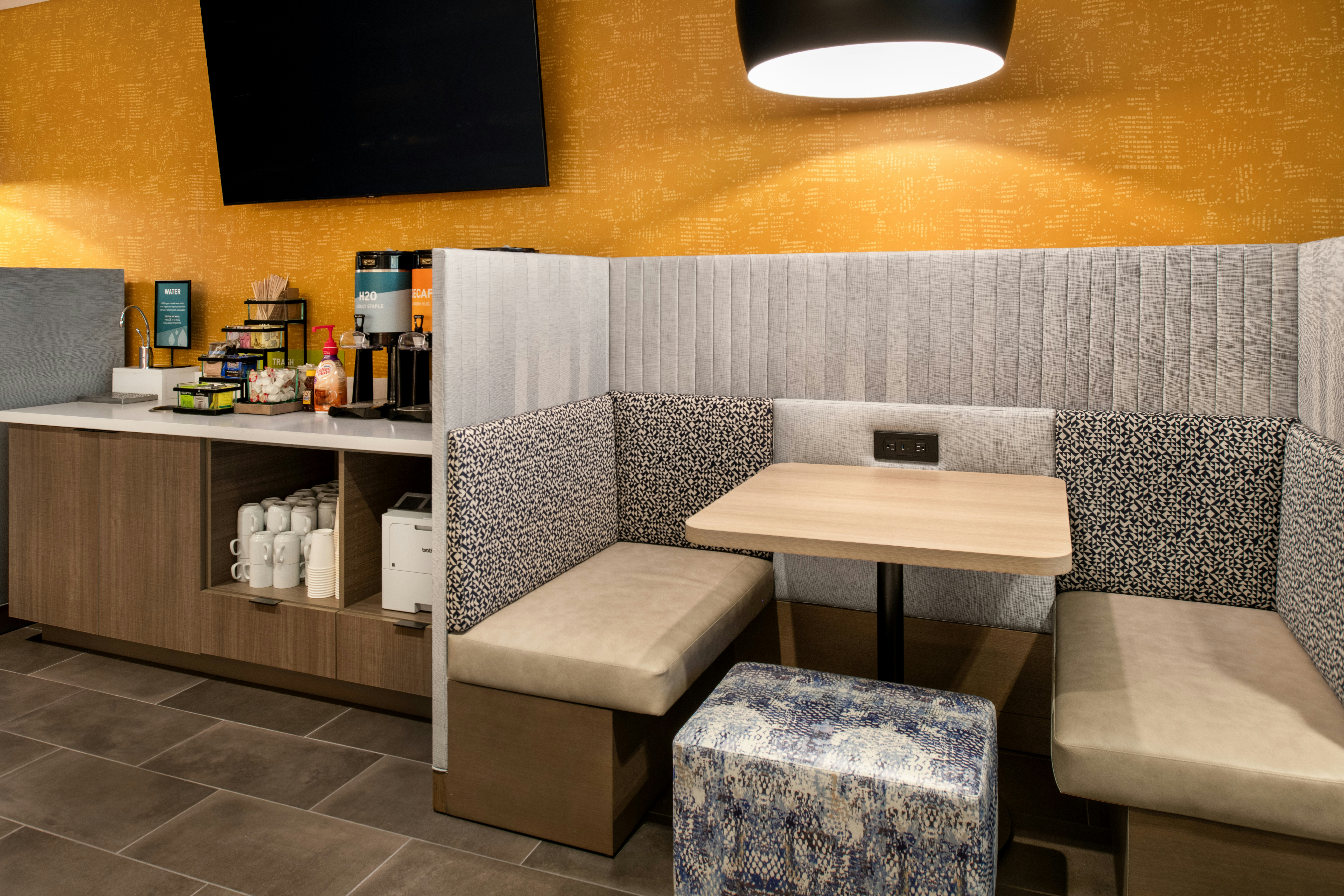 Home2 Suites by Hilton Woodland Sacramento 22/39