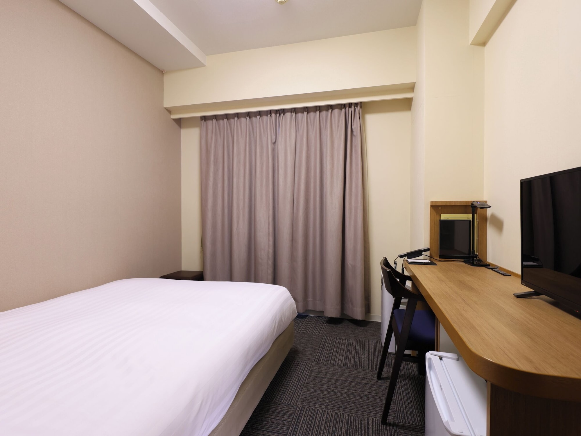 غرفة قياسية بسرير مزدوج، Dormy Inn Express Mikawa Anjo 3/4