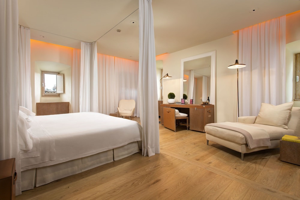 Junior Suite, River View