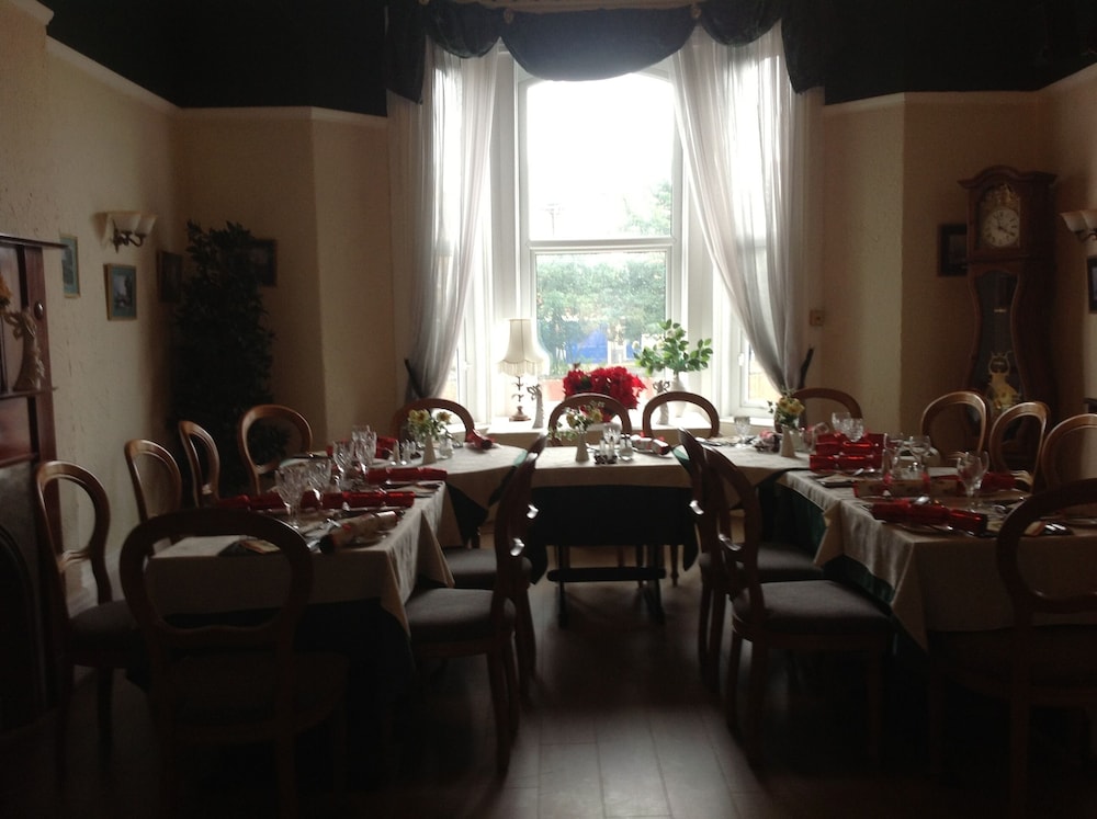 Balmoral Lodge Hotel 34/42