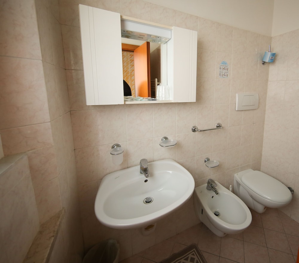 Petrarca Hotel 47/50