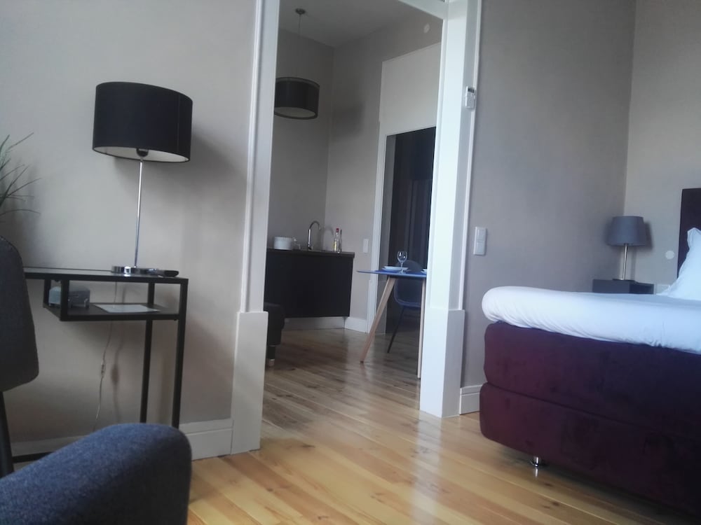 Temple Suites Guest House 23/63