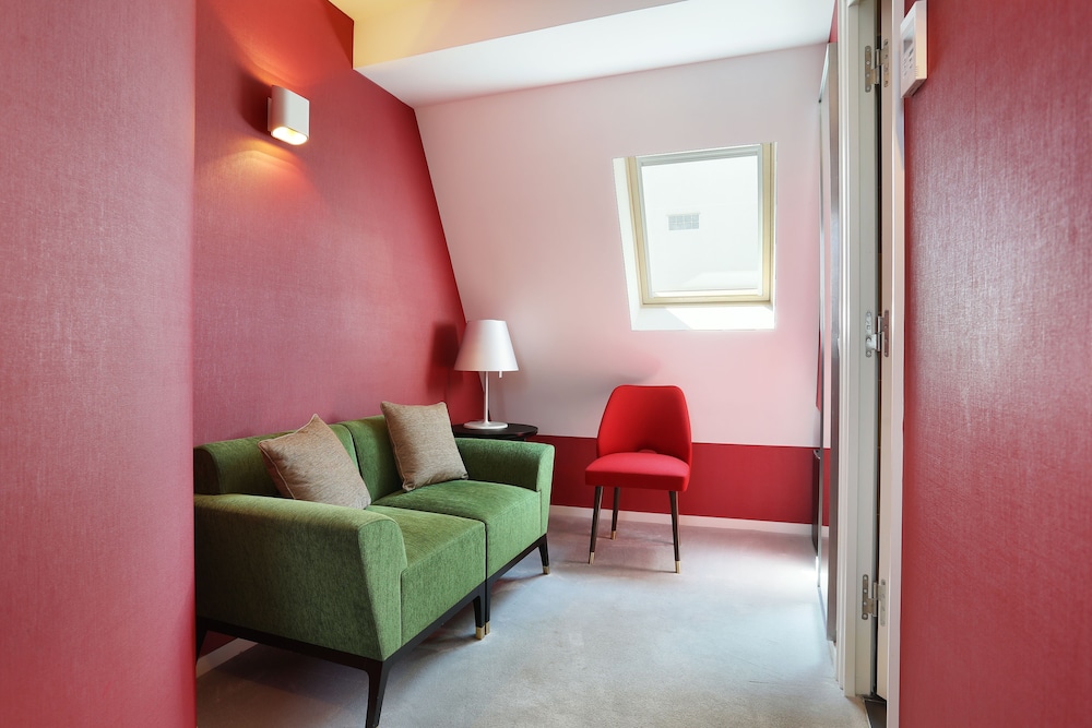 Les Jardins de Mademoiselle & SPA 43/69