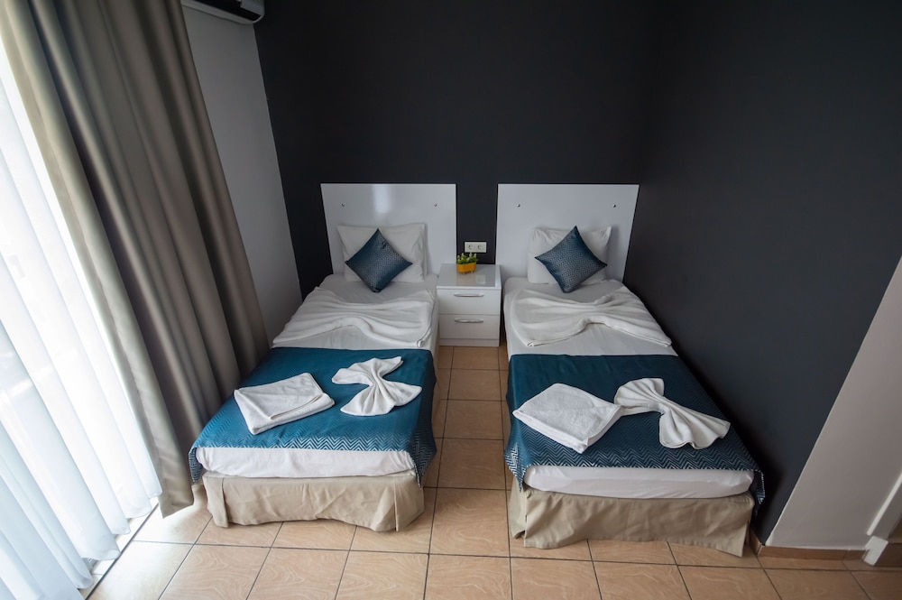 STANDARD, TWIN BEDS