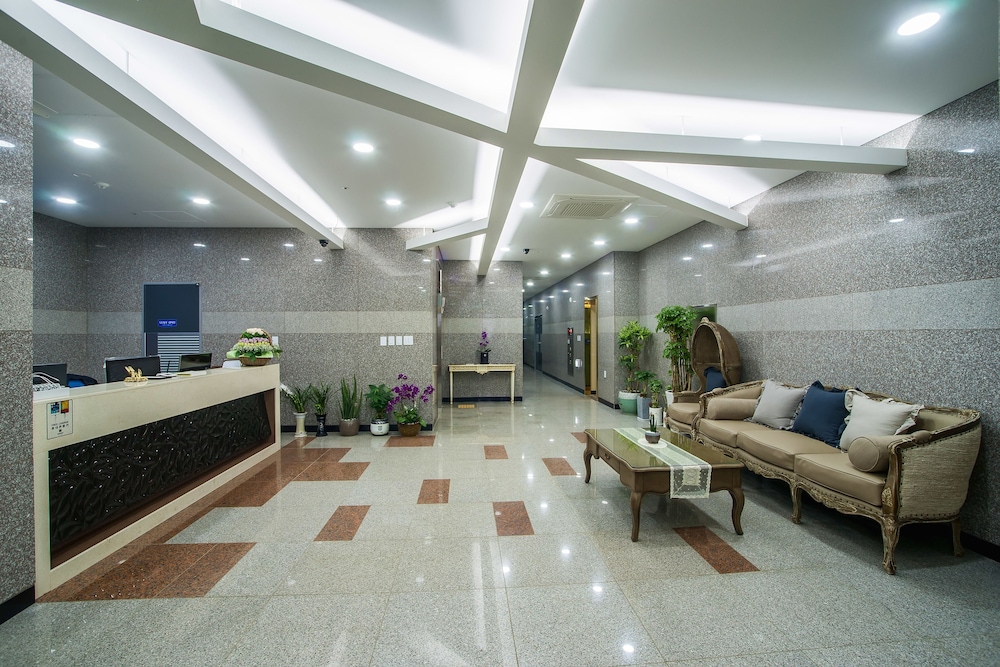 Breeze Bay Hotel 23/32