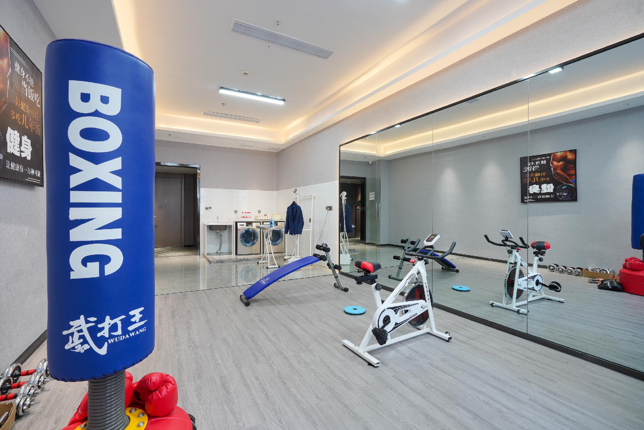 Rezen Select (Guiyang Longdongbao Airport) 12/25