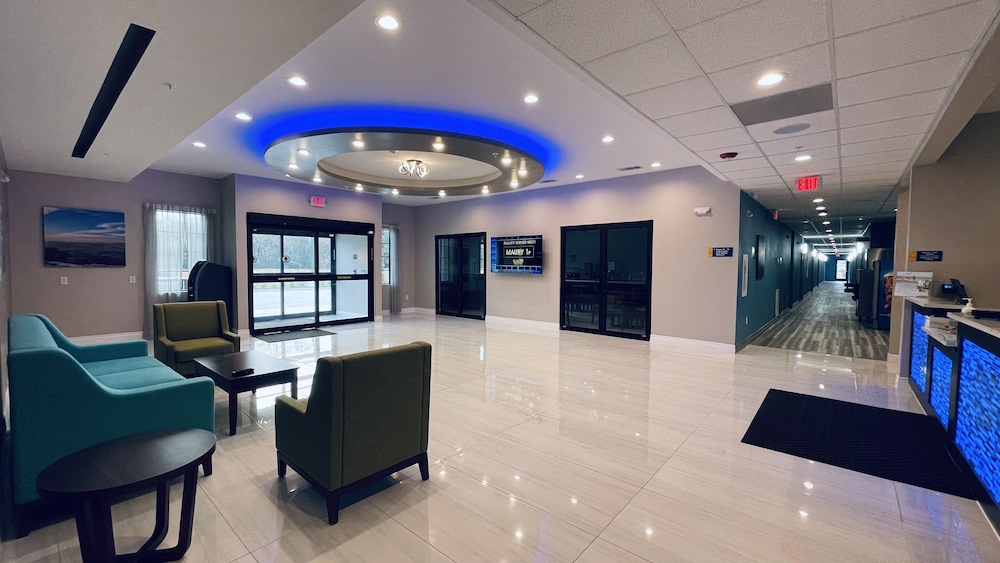 Days Inn & Suites by Wyndham Greater Tomball 47/61