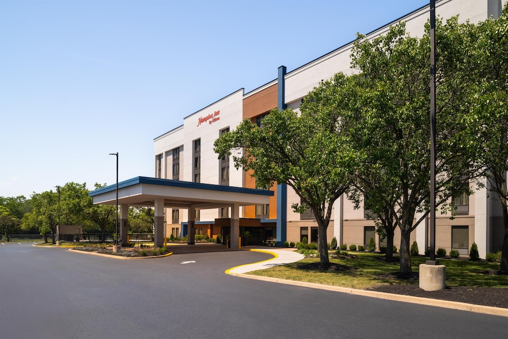 Hampton Inn by Hilton Philadelphia International Airport 2/50
