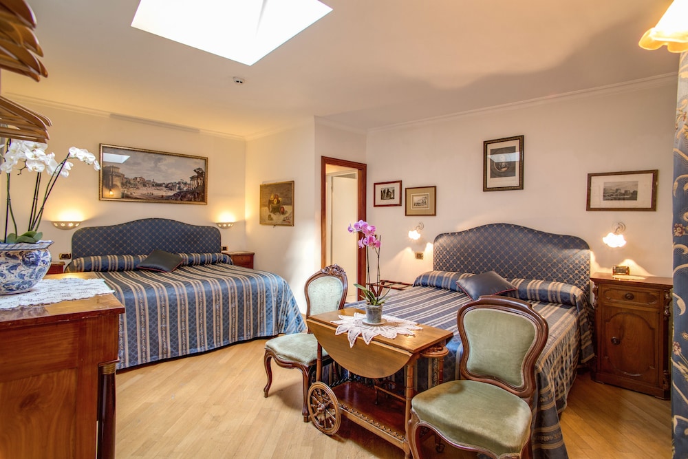 Navona Gallery Suites 12/50