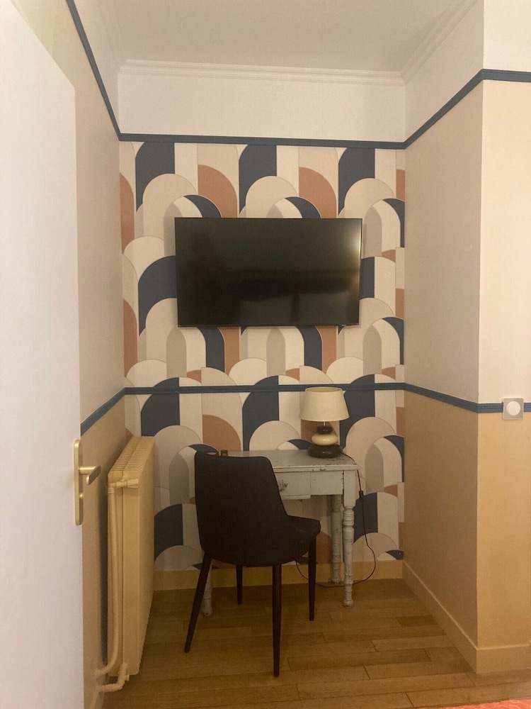 HOTEL BOILEAU 40/52
