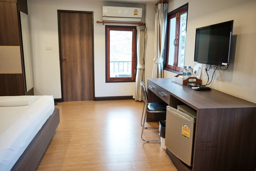 Chorlada Lanna Hotel 19/48