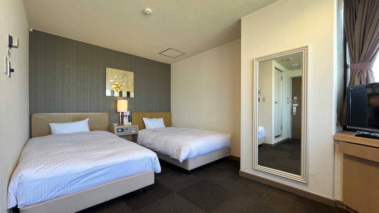 Standard, Twin Beds, Smoking