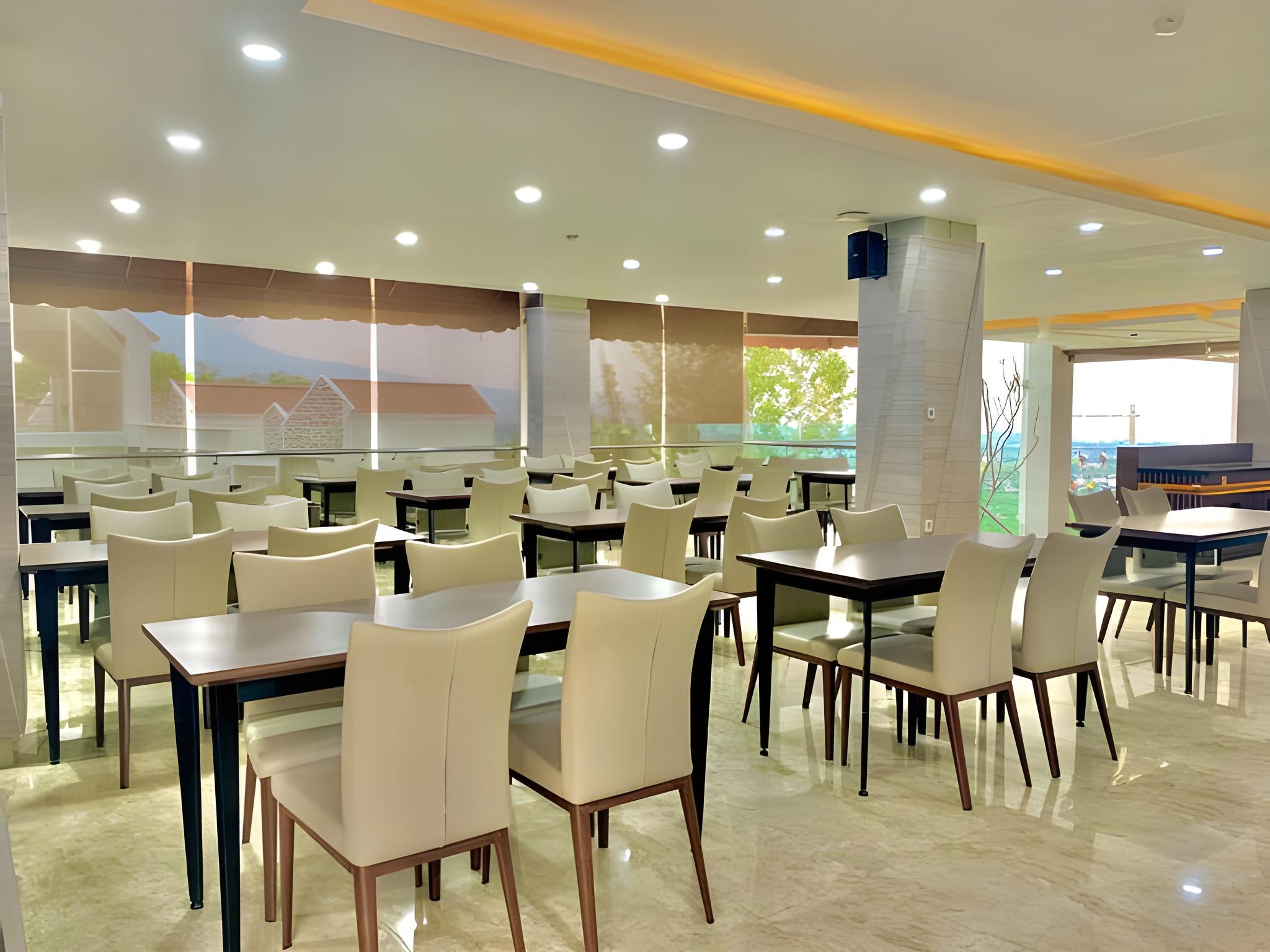 Sinergi Hotel & Villa 18/24