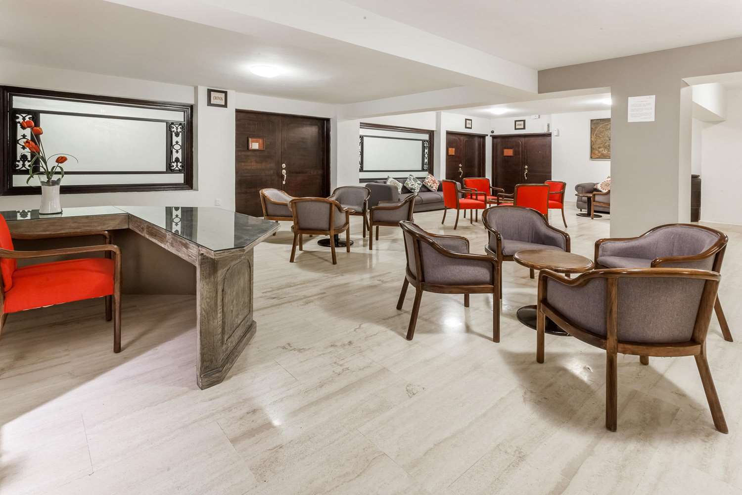 Ramada Plaza by Wyndham Leon 30/54
