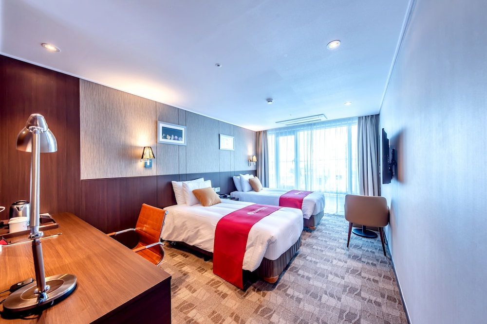 Ramada by Wyndham Jeju City Hall 15/36