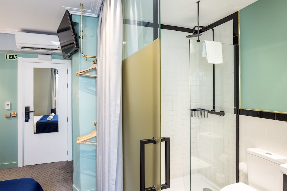 THE LIFT BOUTIQUE HOTEL 34/81
