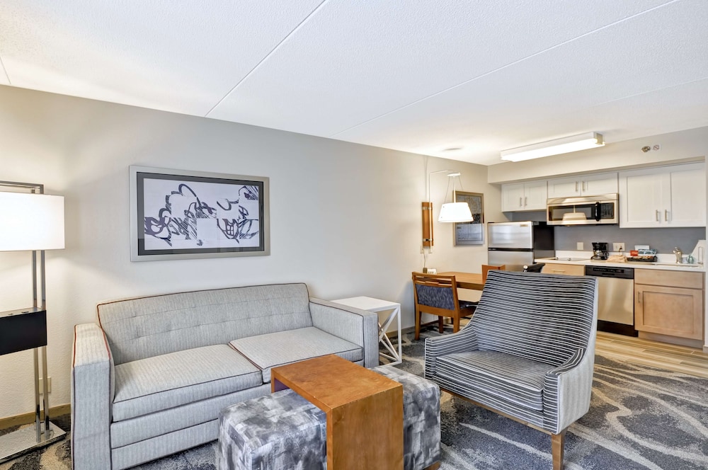 Homewood Suites by Hilton Boston-Peabody 34/55