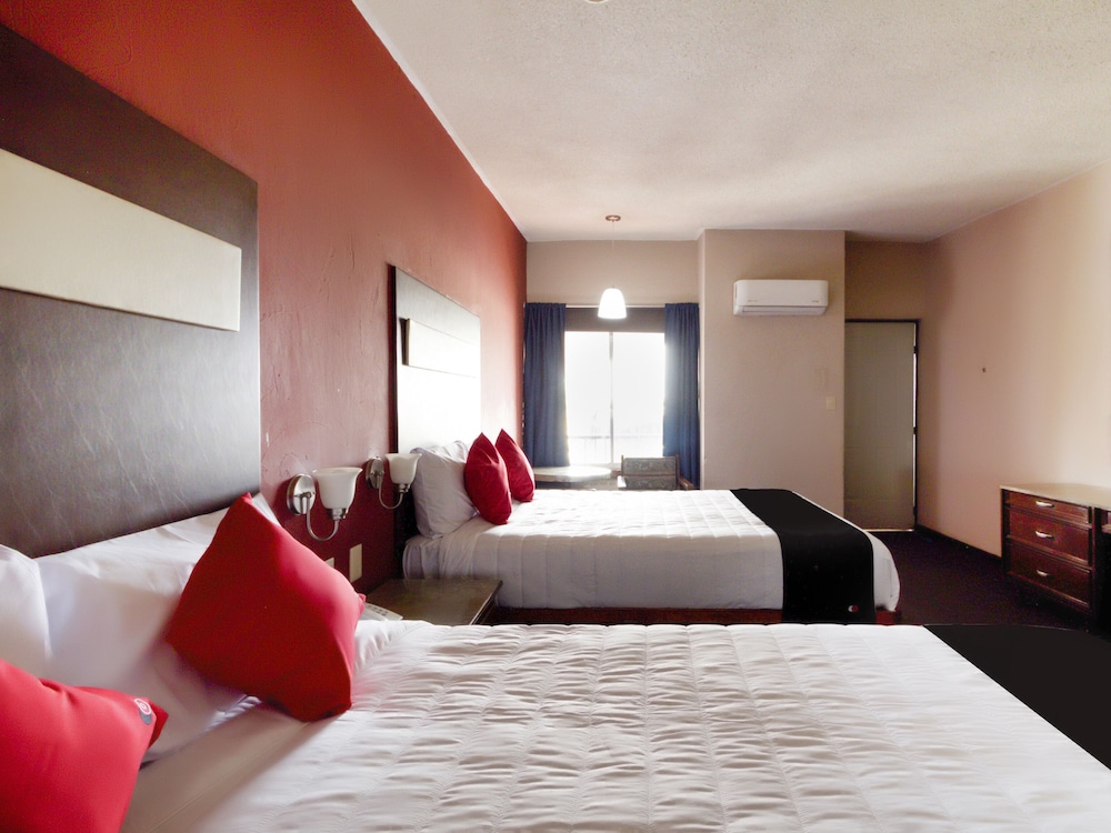 Hotel La Fuente 20/58