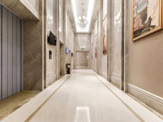 Vienna International Hotel (Nanchuan District Wanda Plaza) 43/56