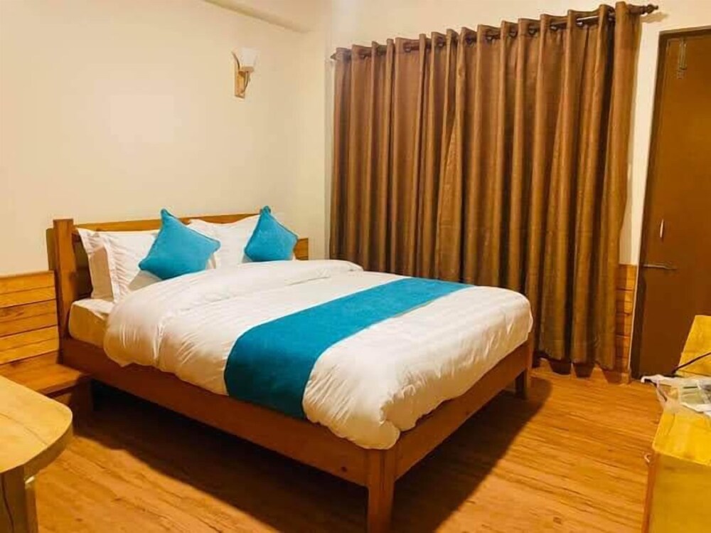 Hotel Himalayan Glacier 19/40