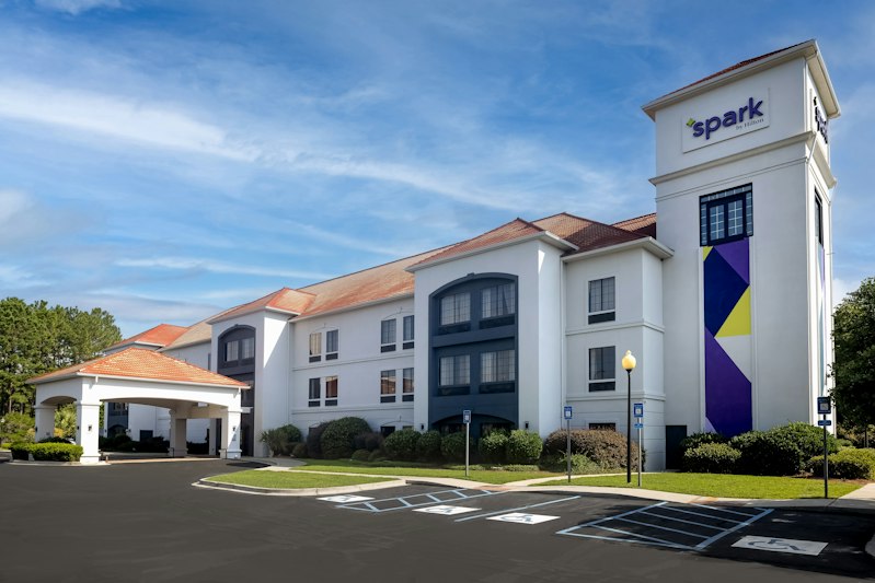 Spark by Hilton Savannah Airport 2/46