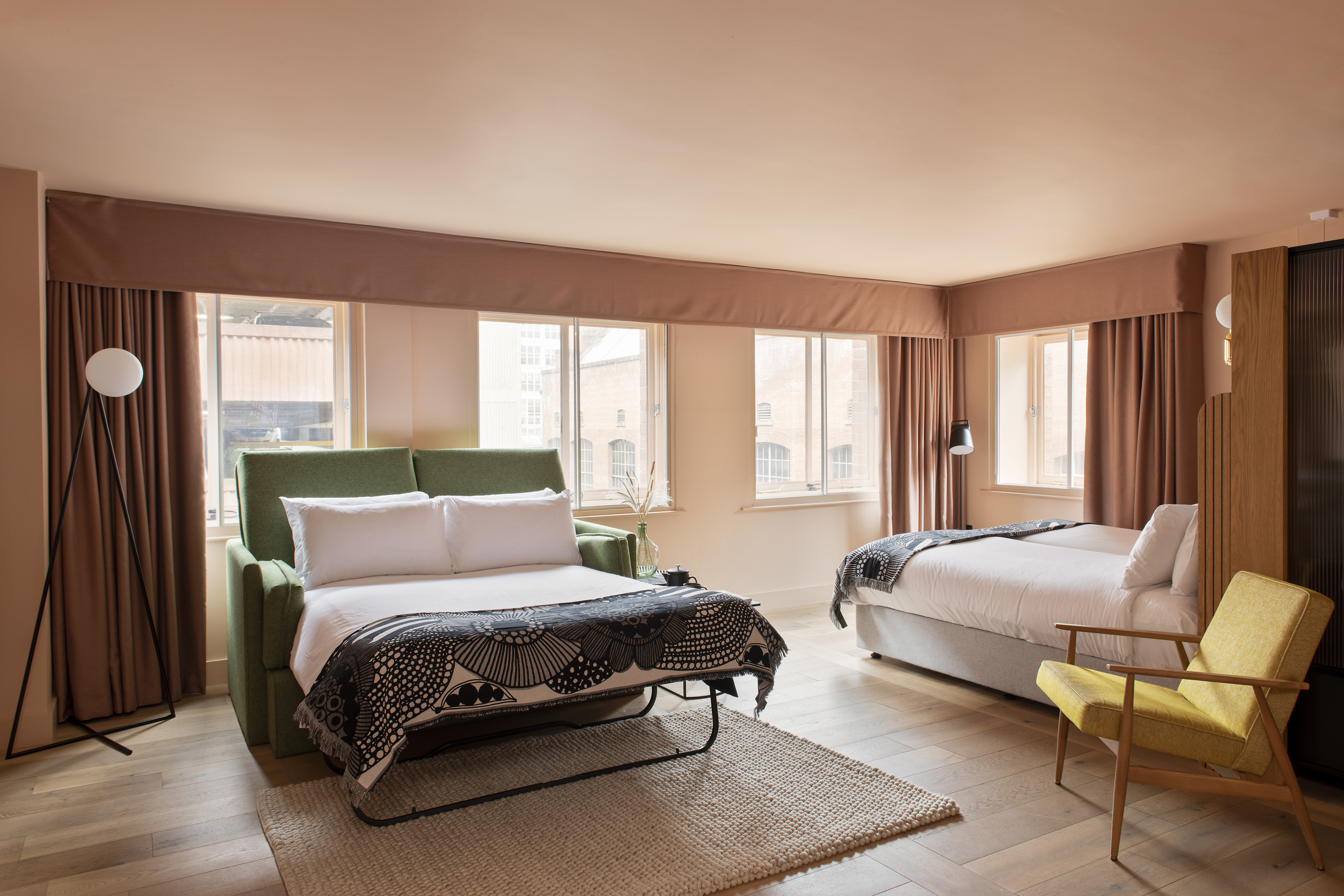 Deluxe, Studio, Twin Beds, Accessible