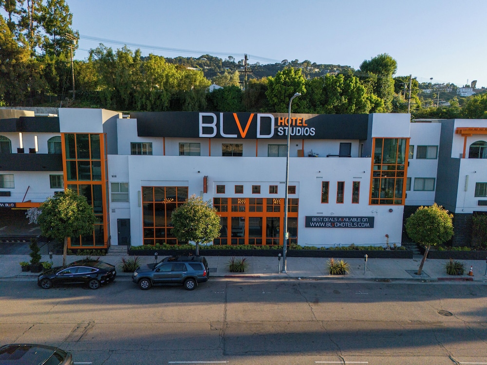 BLVD Hotel and Studios Universal-Hollywood, an Ascend Collection Hotel 4/75