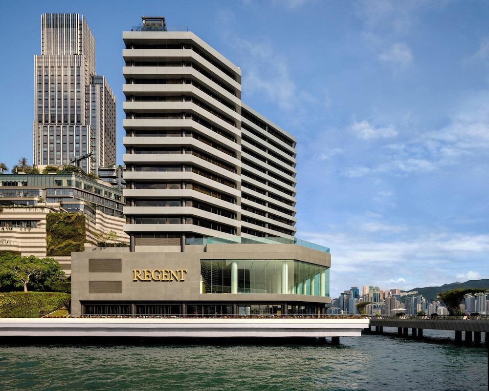 The Regent Hotel Ex Intercontinental Hong Kong 46/49
